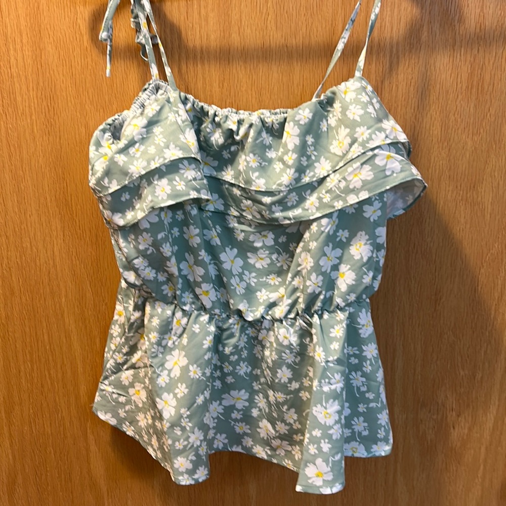 size small Heyson top. NWT